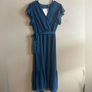 NWT Fashion Bohemian Ruffle Sleeve Casual Maxi Dress. Size M